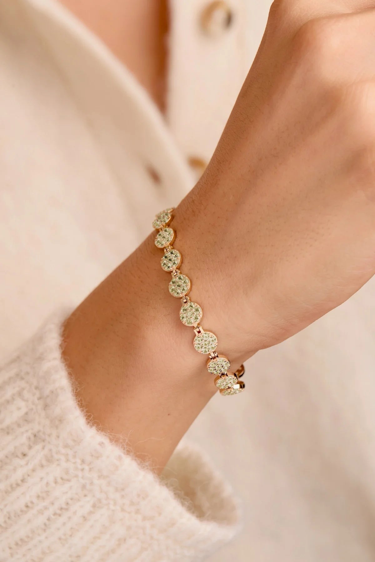 Rosecliff Tennis Peridot Bracelet in 14k Gold (August)