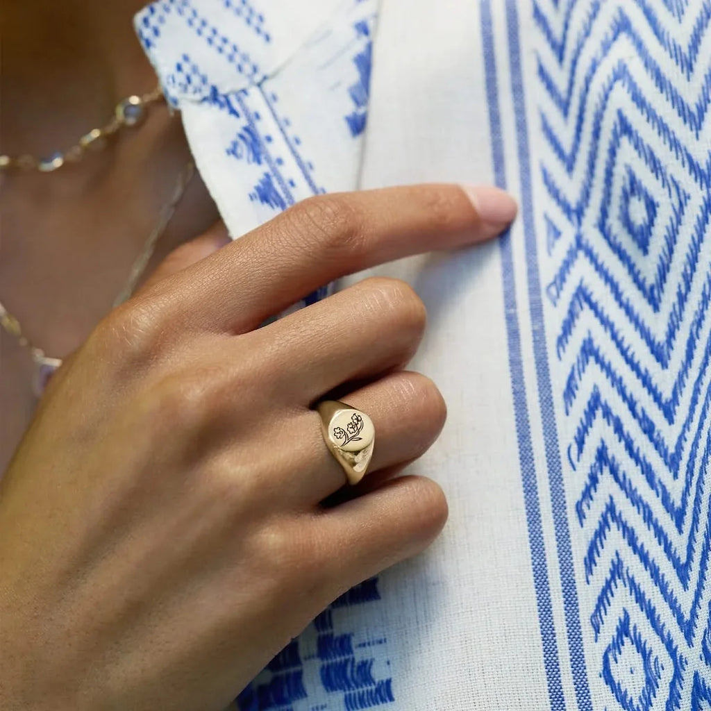 Signet Birth Flower Ring in 14k Gold