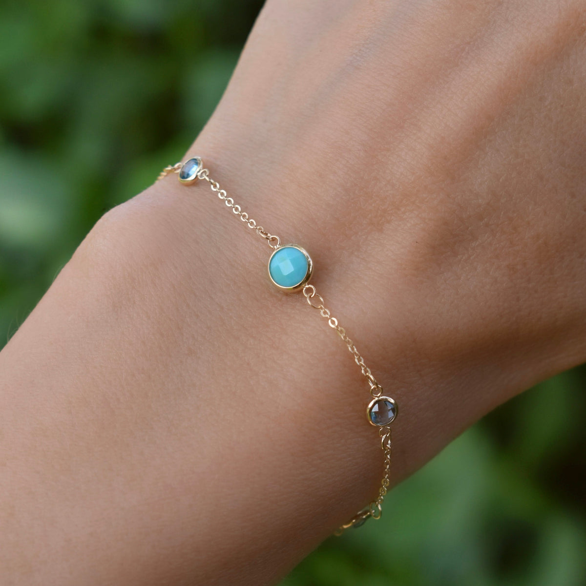 1 Grand Turquoise & 4 Petite Nantucket Blue Topaz Bracelet in 14k Gold (December)