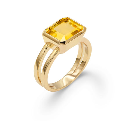 Warren Horizontal Citrine Ring in 14k Gold (November)