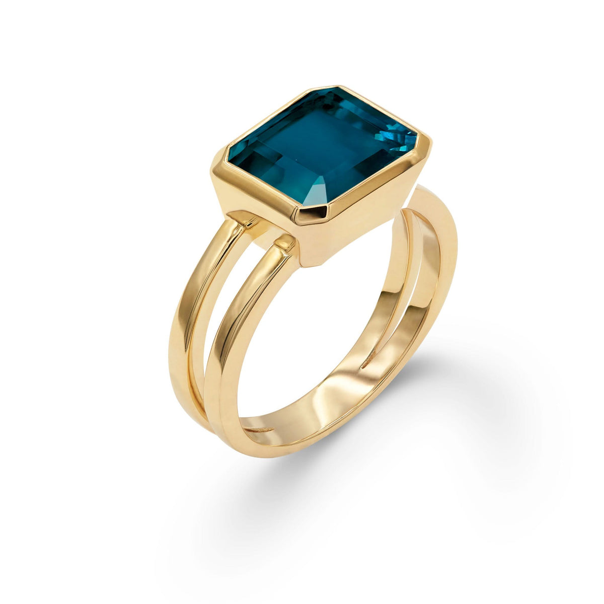 Warren Horizontal Atlantic Blue Topaz Ring in 14k Gold (December)