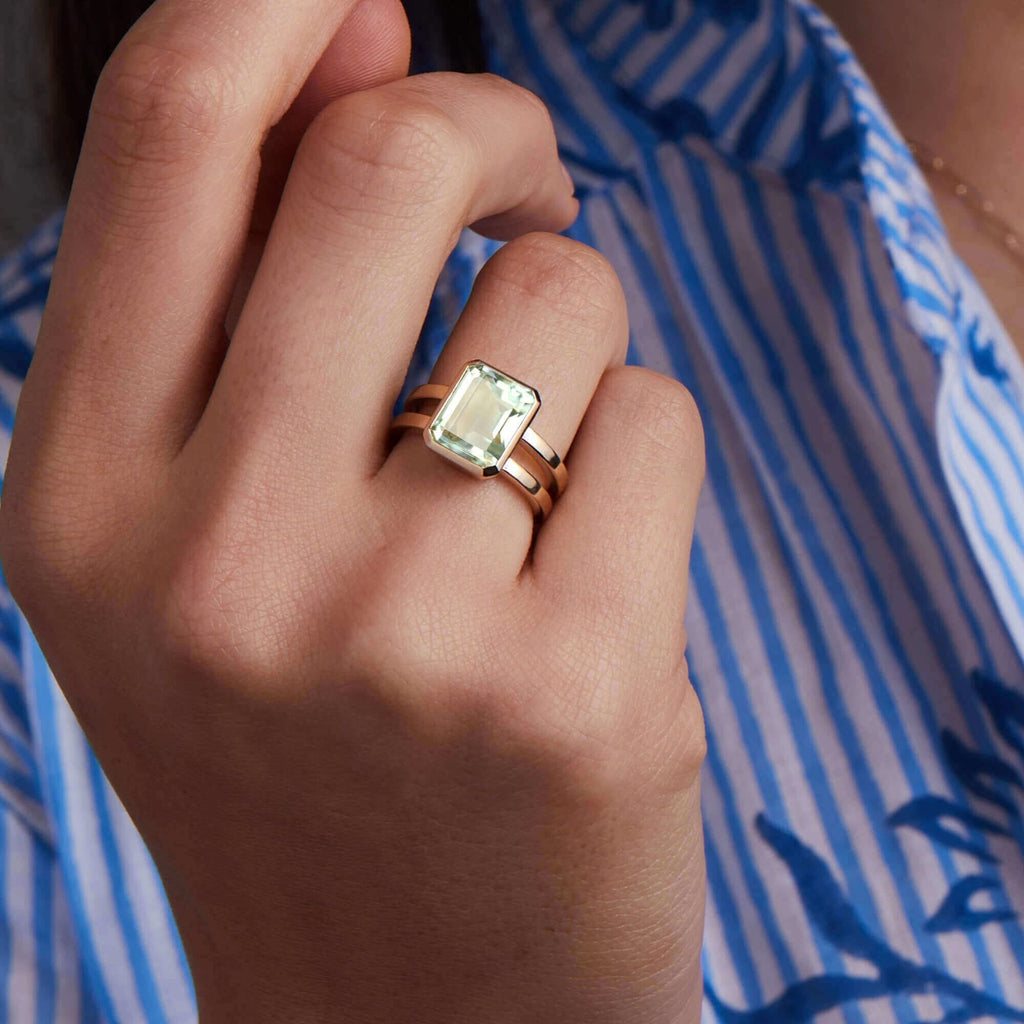 Warren Vertical Green Amethyst Ring in 14k Gold (February)