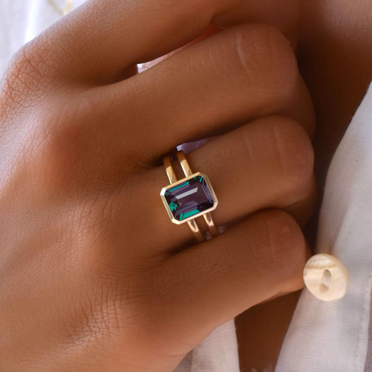 Warren Vertical Alexandrite Ring in 14k Gold (June)