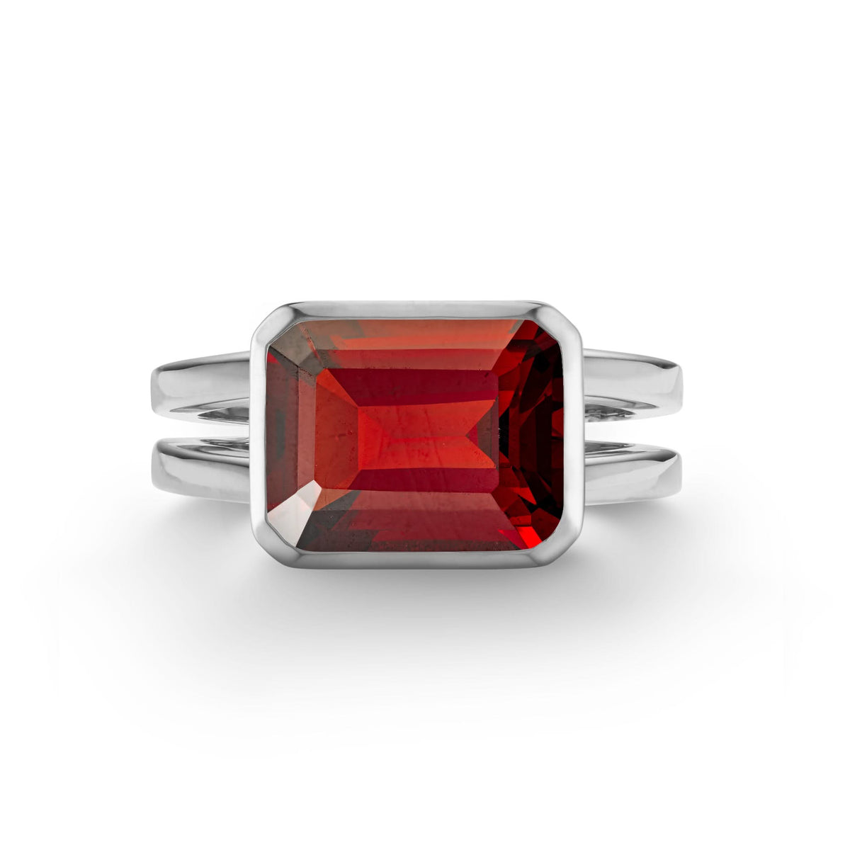 Warren Horizontal Garnet Ring in 14k Gold (January)
