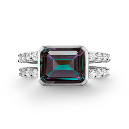 Warren Horizontal Alexandrite Ring with Diamonds in 14k Gold (June)