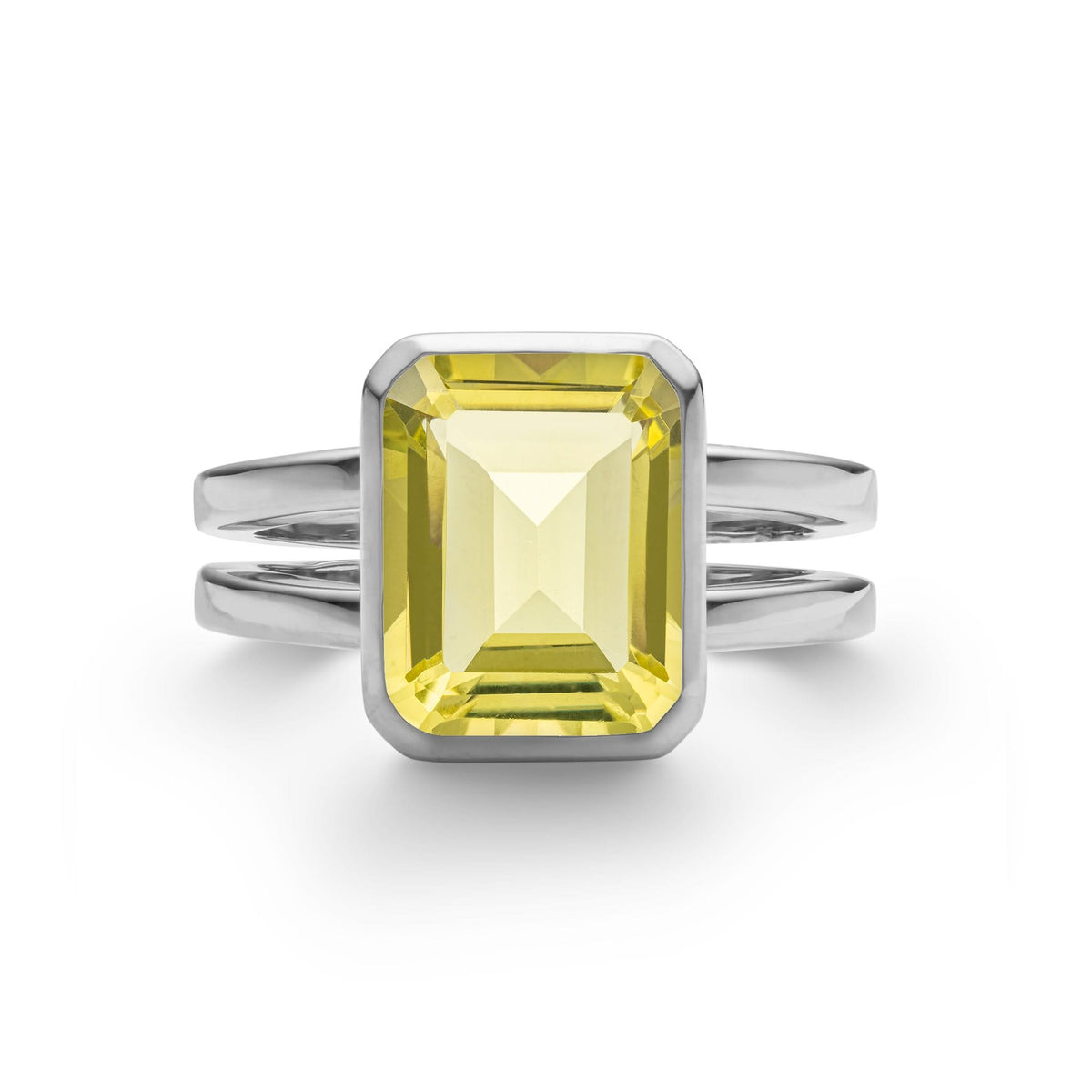 Warren Vertical Lemon Verbena Quartz Ring in 14k Gold (August)