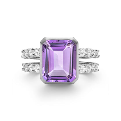 Warren Vertical Amethyst Ring with Diamonds in 14k Gold (February)