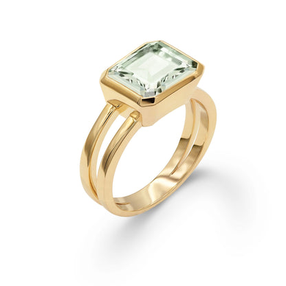 Warren Horizontal Green Amethyst Ring in 14k Gold (February)