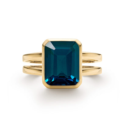 Warren Vertical Atlantic Blue Topaz Ring in 14k Gold (December)