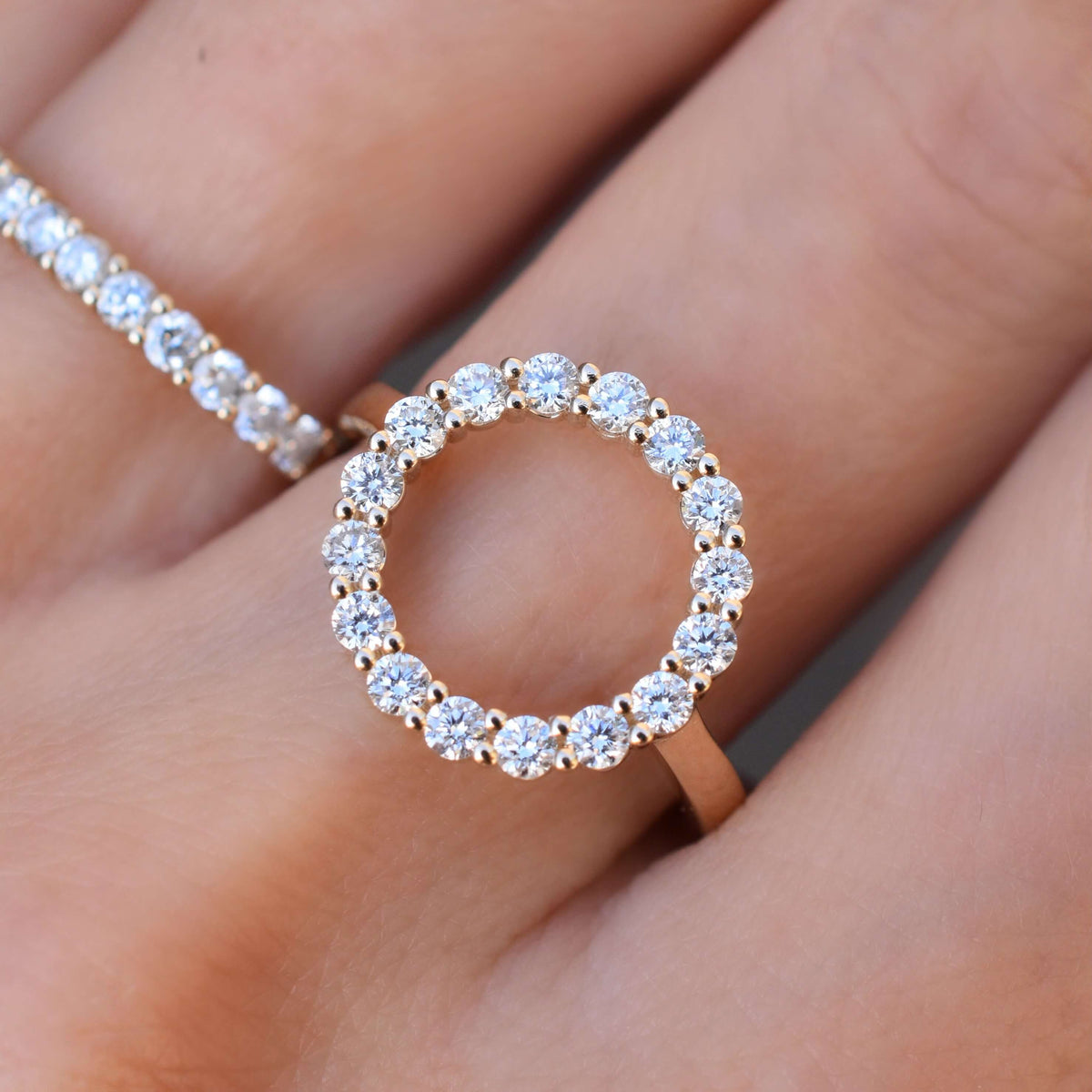 Rosecliff Circle Diamond Ring in 14k Gold (April)