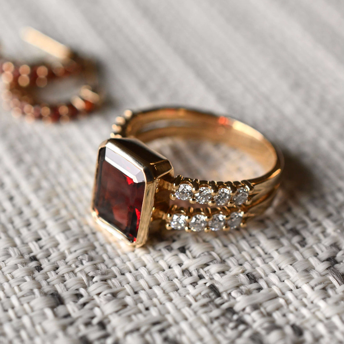 Warren Vertical Garnet Ring with Diamonds in 14k Gold (January)