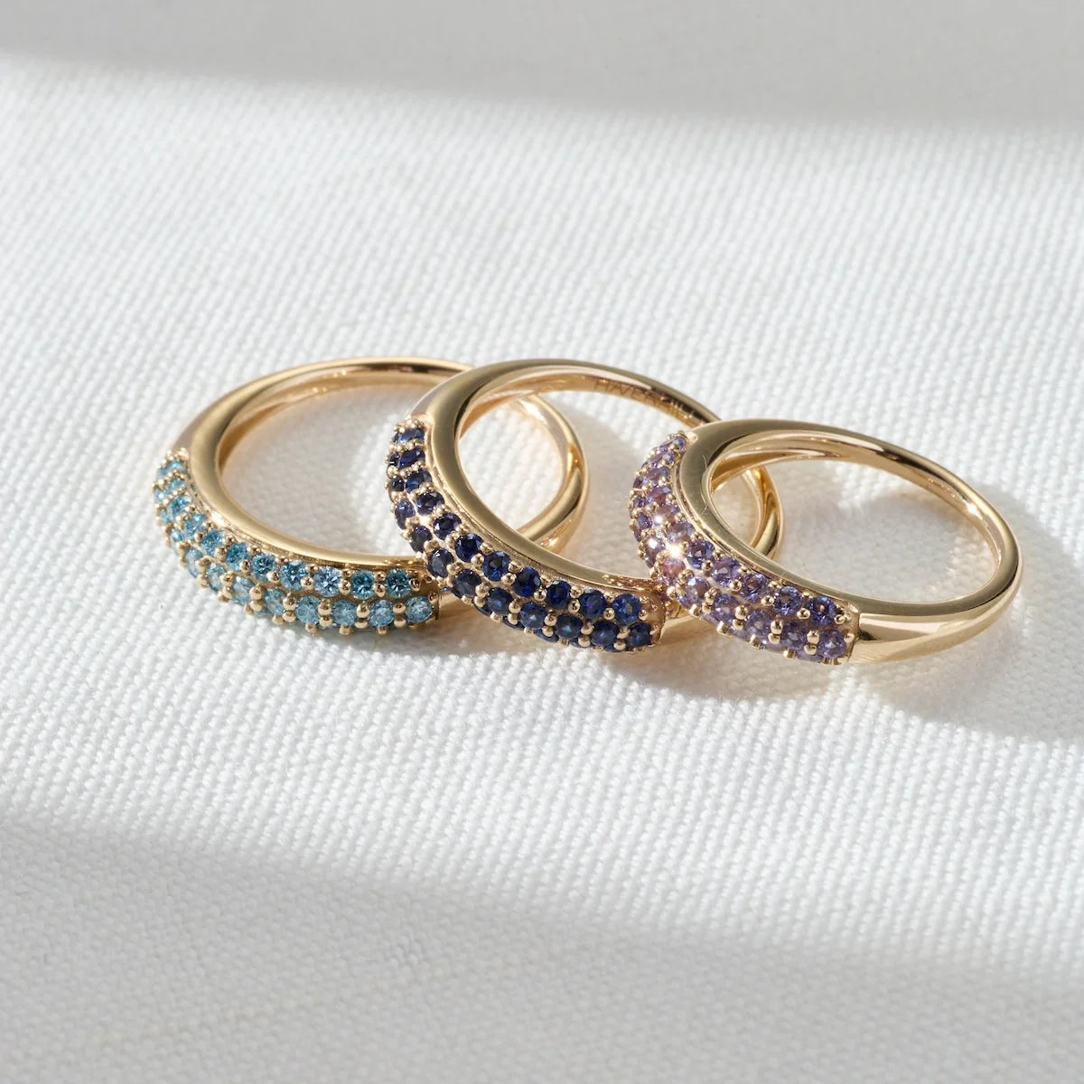 Adelaide Pavé Lavender Sapphire Ring in 14k Gold (February)