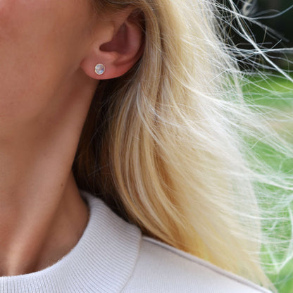 Grand 1 Moonstone Necklace and Earrings Set in 14k Gold (June)