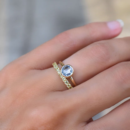 Grand Aquamarine Ring in 14k Gold (March)