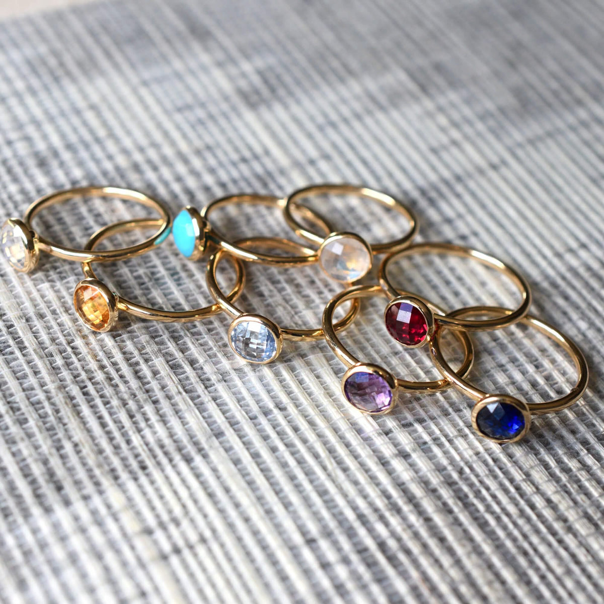 Grand Birthstone Ring in 14k Gold