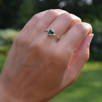 Grand Emerald Ring in 14k Gold (May)