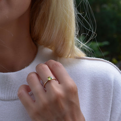 Grand Peridot Ring in 14k Gold (August)