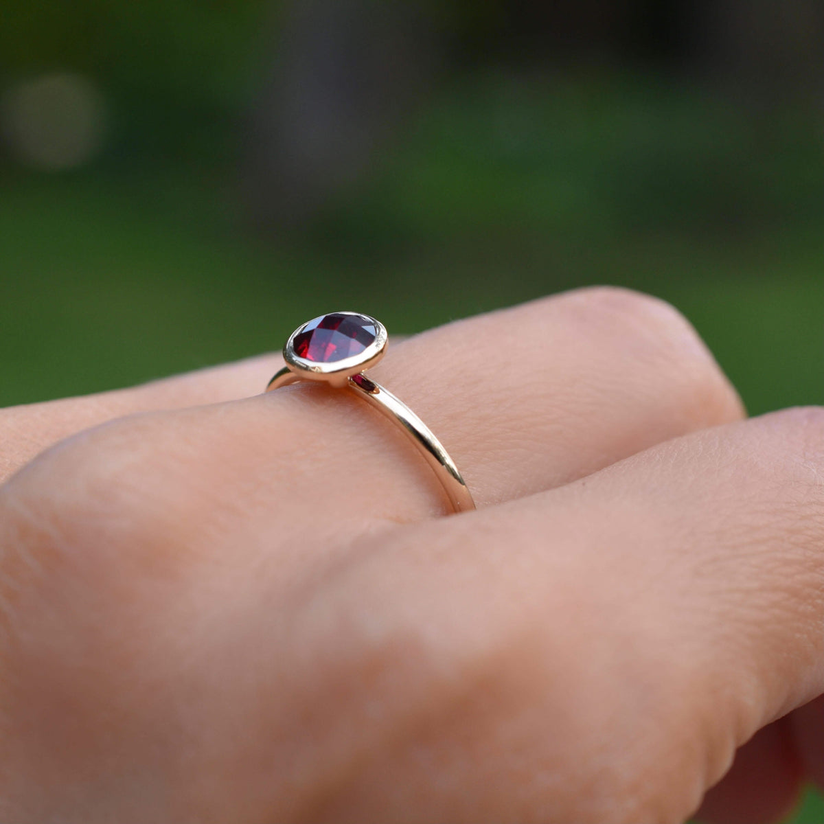 Grand Ruby Ring in 14k Gold (July)
