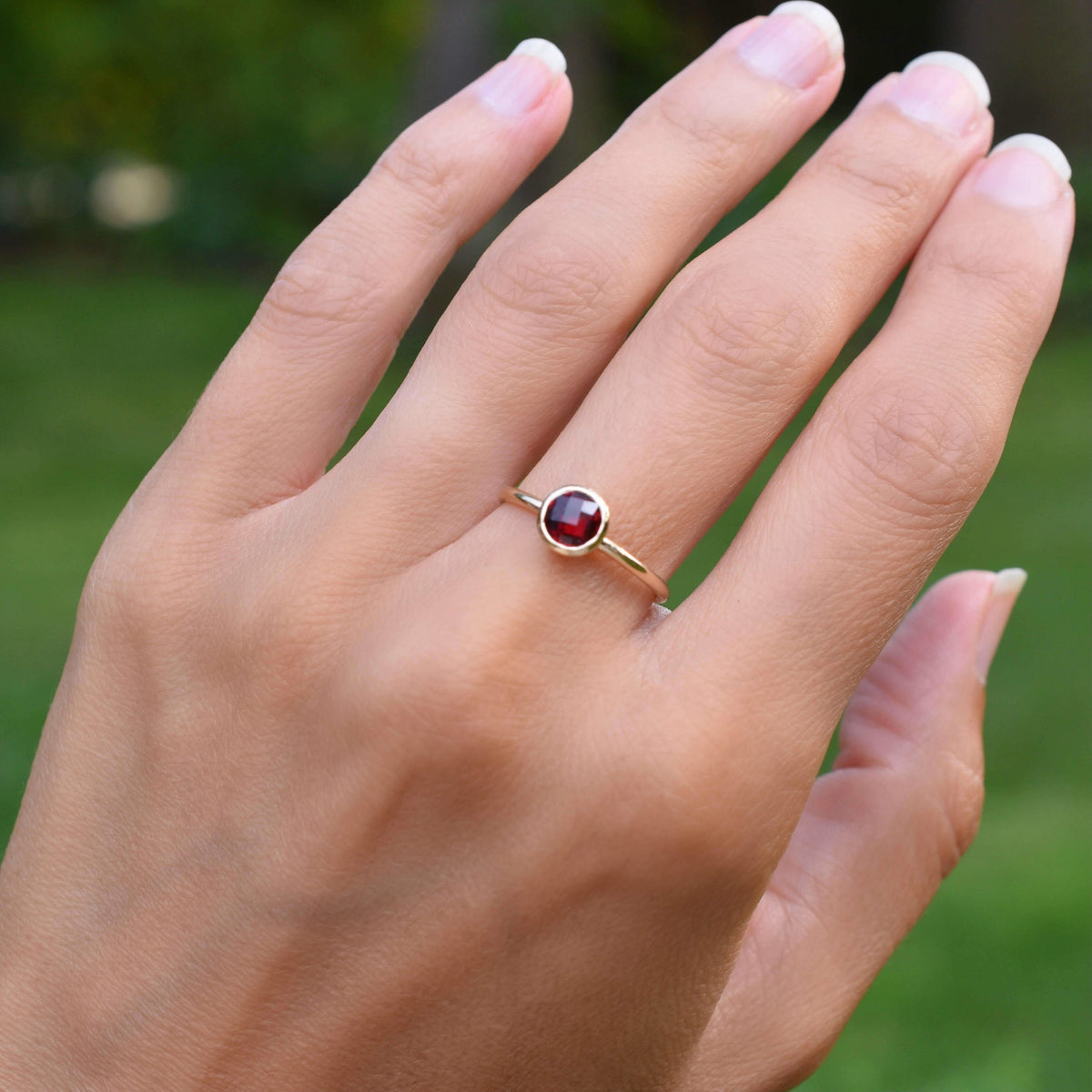 Grand Ruby Ring in 14k Gold (July)
