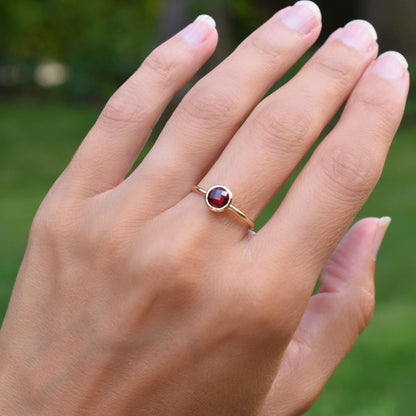 Grand Ruby Ring in 14k Gold (July)