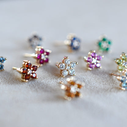 Greenwich Mini Flower Birthstone & Diamond Earrings in 14k Gold