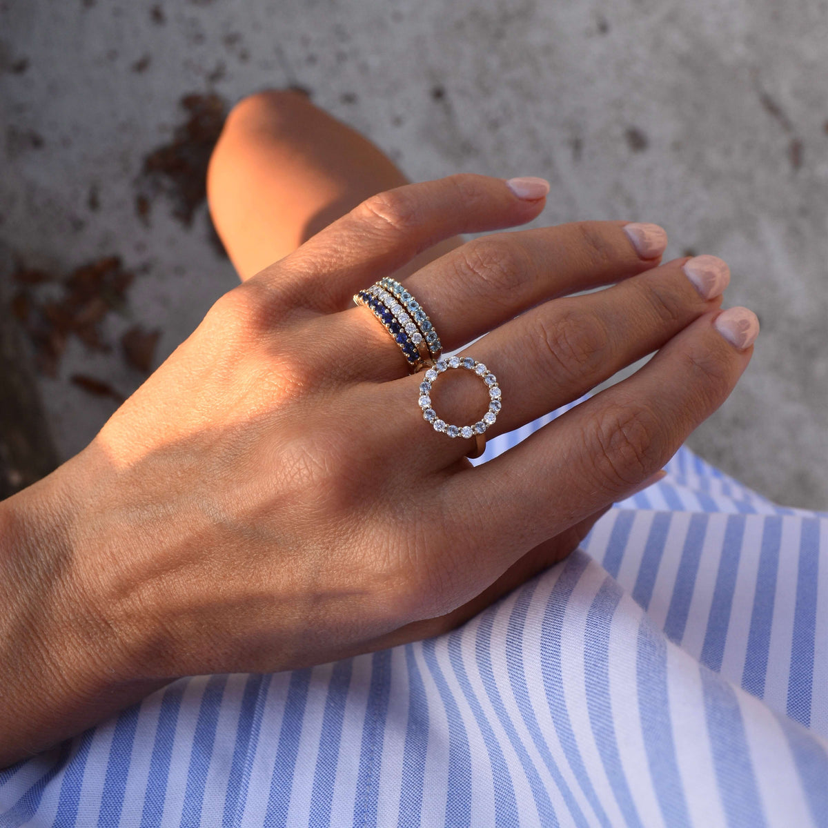 Rosecliff Circle Birthstone Ring in 14k Gold