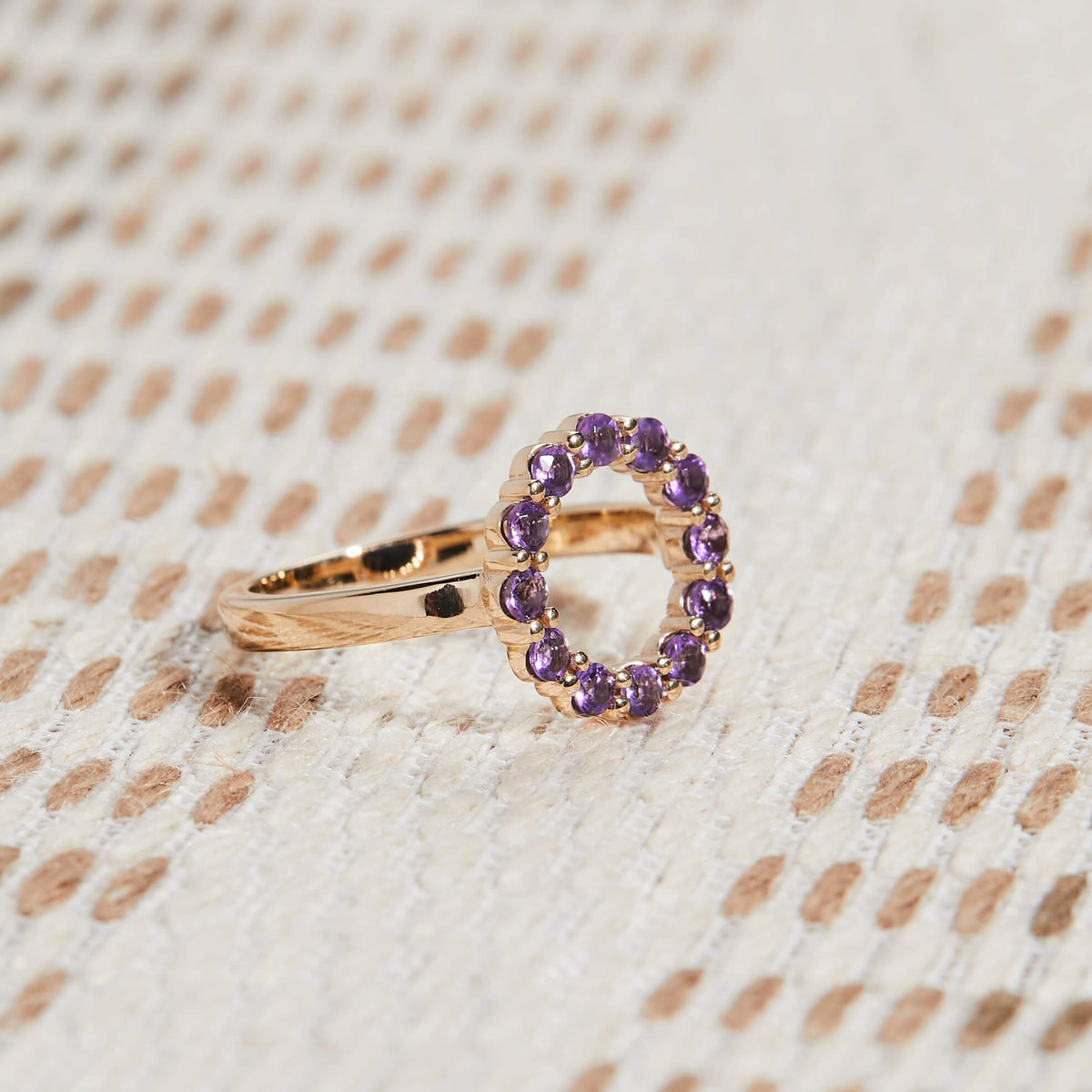 Rosecliff Small Circle Birthstone Ring in 14k Gold