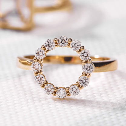 Rosecliff Small Circle Birthstone Ring in 14k Gold