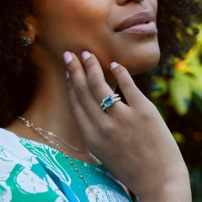 Warren Horizontal Birthstone Ring with Accent Stones in 14k Gold