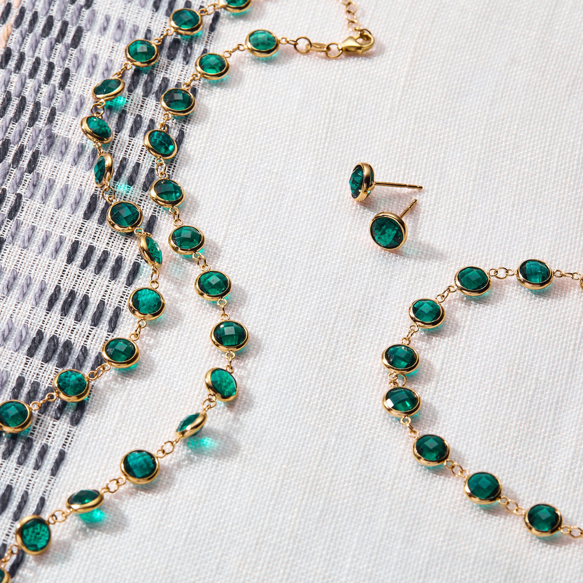 Grand Emerald Stud Earrings in 14k Gold (May)