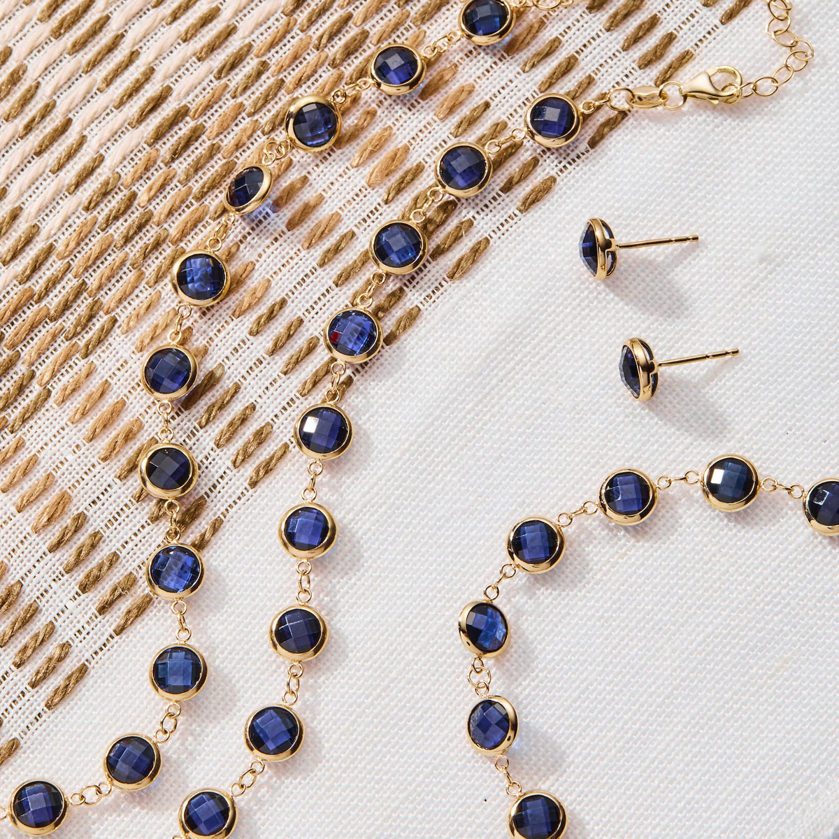 Newport Grand Necklace in 14k Gold
