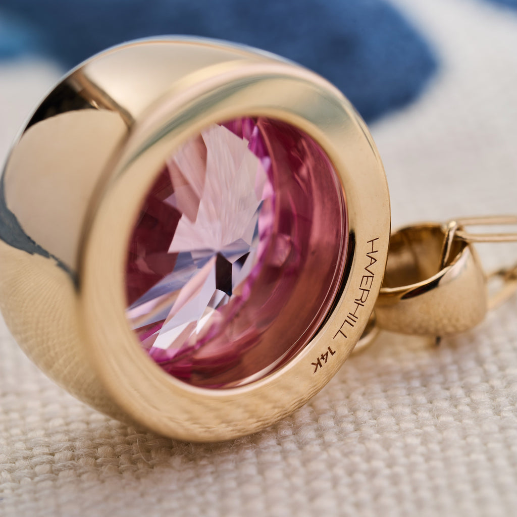 Jamestown Birthstone Pendant in 14k Gold