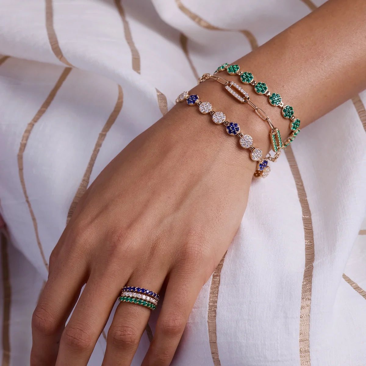 Rosecliff Tennis Bracelet in 14k Gold