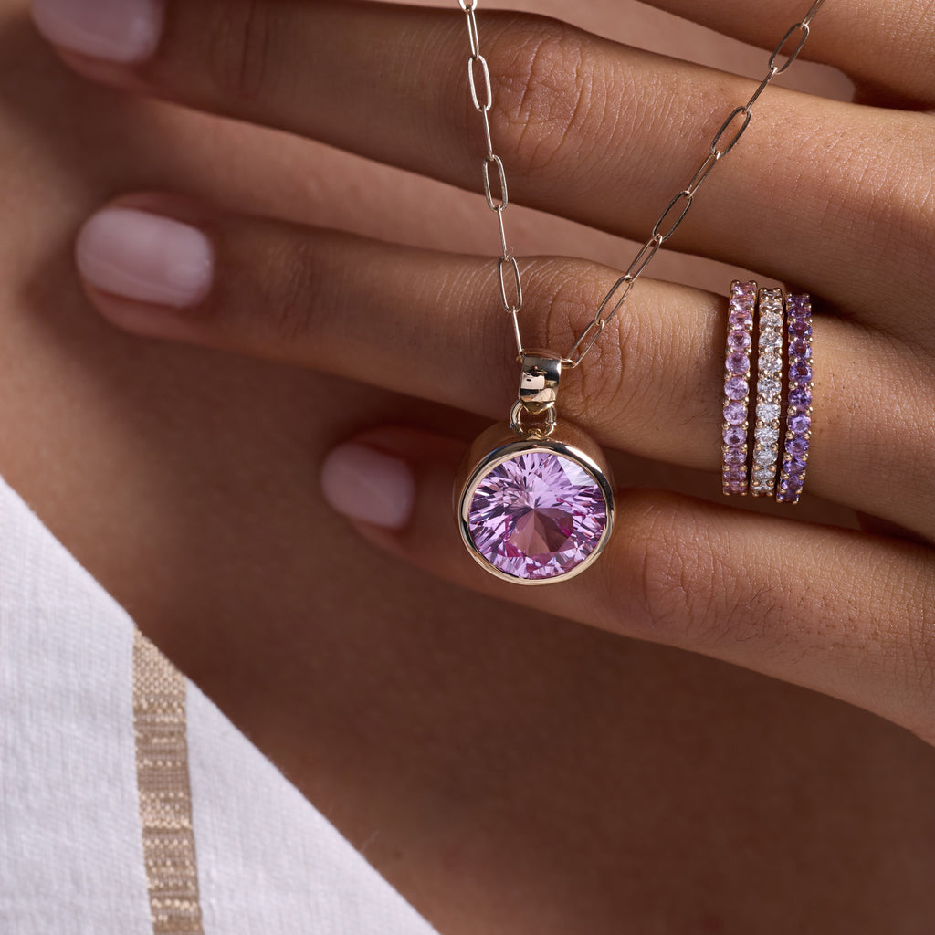 Jamestown Birthstone Pendant in 14k Gold