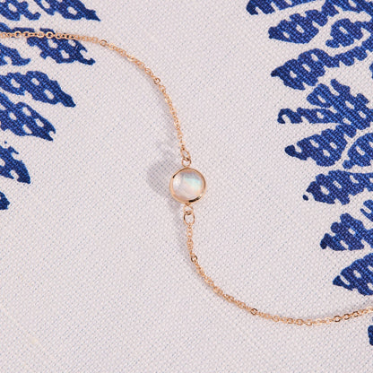 Grand 1 Moonstone Necklace in 14k Gold (June)