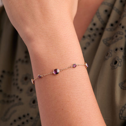 Bayberry Grand & Petite 7 Amethyst Bracelet in 14k Gold (February)