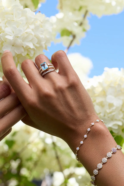 Warren Vertical Nantucket Blue Topaz Ring with Diamonds in 14k Gold (December)