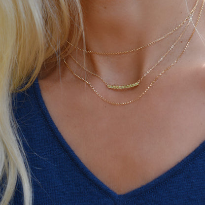 Rosecliff Peridot Bar Necklace in 14k Gold (August)