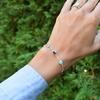 Grand 8 Birthstone Bracelet in 14k Gold