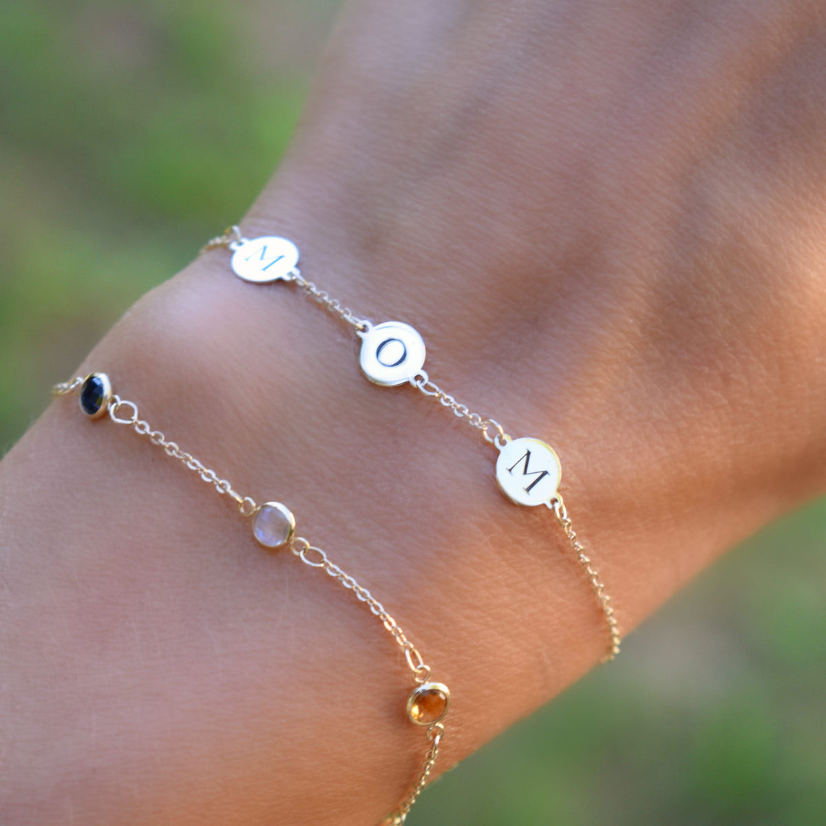 MOM Bracelet in 14k Gold