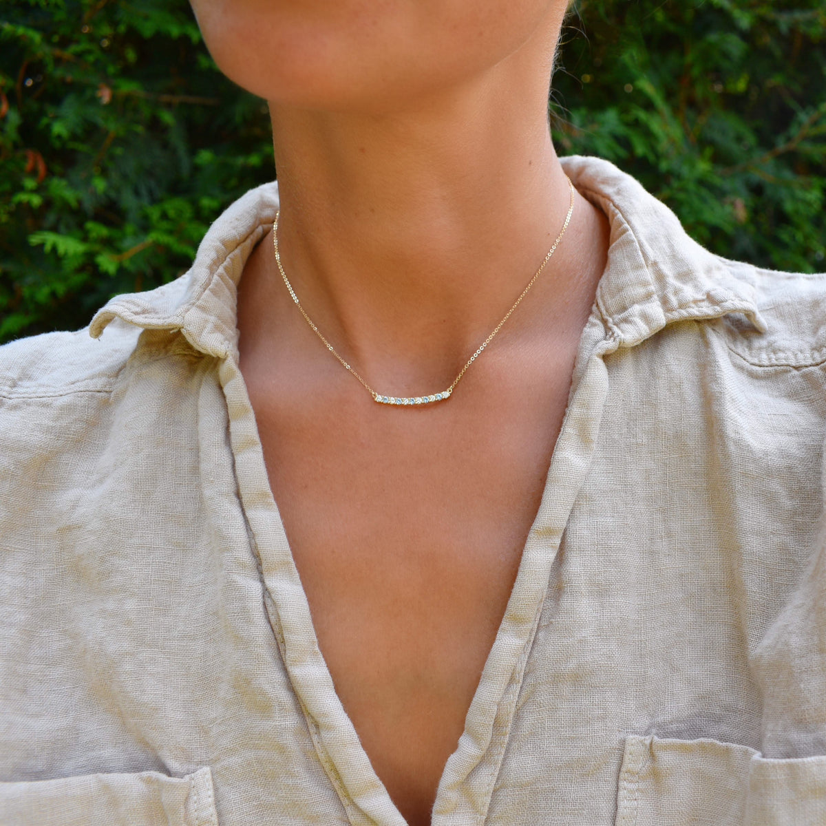 Rosecliff Bar Necklace in 14k Gold