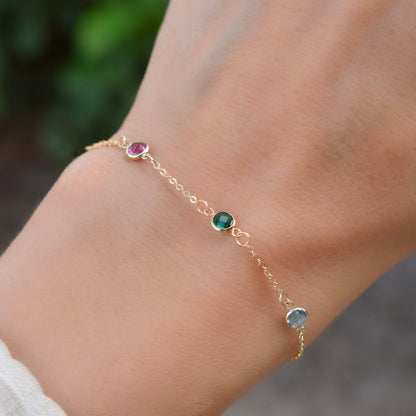Petite 3 Birthstone Bracelet in 14k Gold