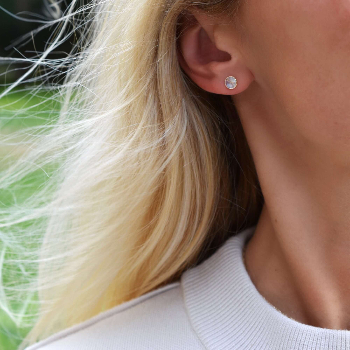 Grand Birthstone Stud Earrings in 14k Gold