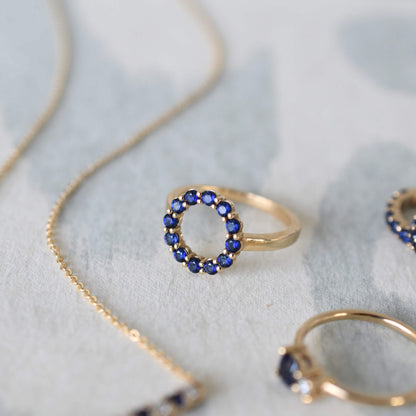 Rosecliff Small Circle Sapphire Ring in 14k Gold (September)