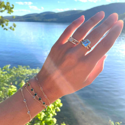 Warren Vertical Nantucket Blue Topaz Ring in 14k Gold (December)